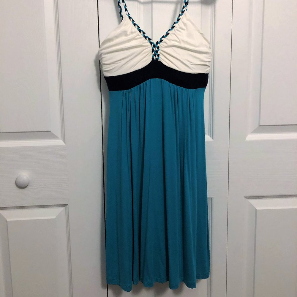 Casual summer dress by Soprano